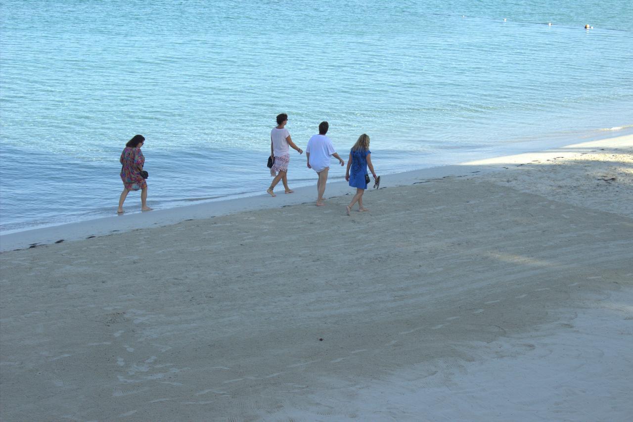 Yard Beach House เนกริล ภายนอก รูปภาพ
